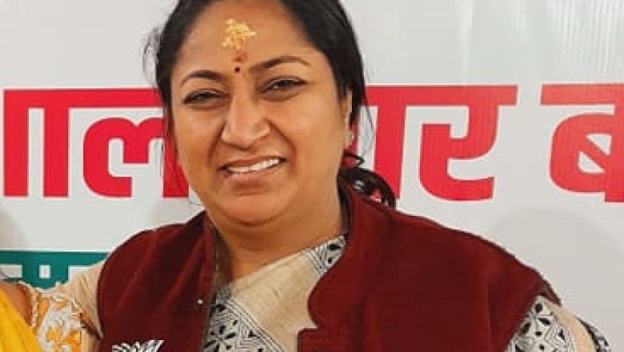 उपचुनाव नगर निगम के और परीक्षा रेखा सरकार की